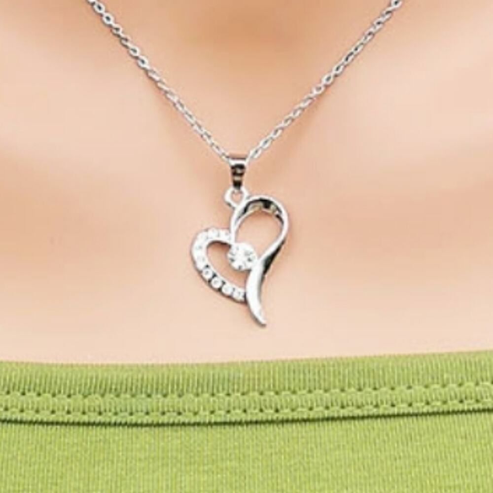 Simple Style Heart Shaped Chain and Pendant in Titanium Inlay Rhinestone…